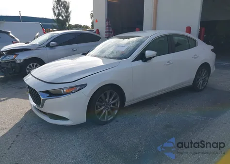 2021 Mazda Mazda3 Select z USA, uszkodzony, nr VIN JM1BPABL0M1325104